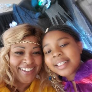 Meet your Posher, Sabrina